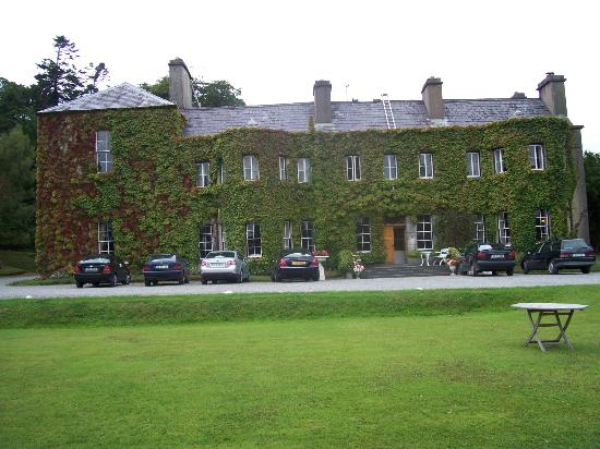 Newport House, County Mayo. Love all that ivy!