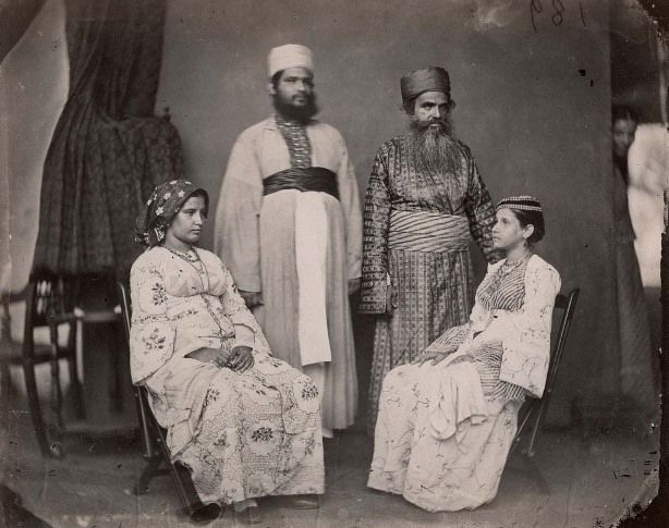 A Jewish family from Cochin , India circa 1880. Photo via pinterest.
